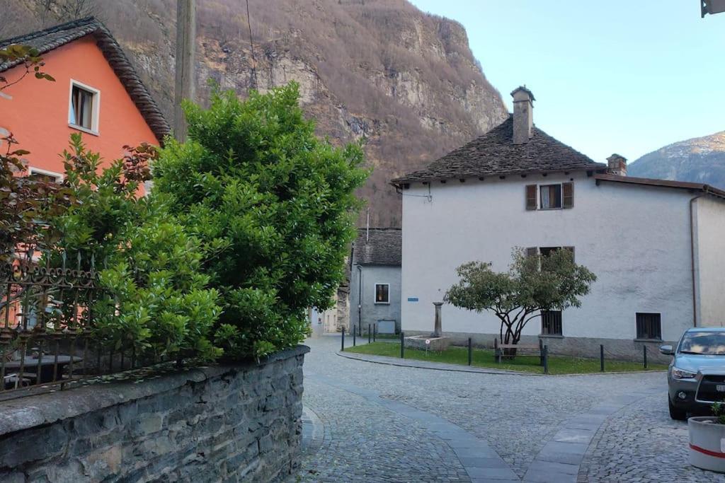 Armonia Edificio Storico Del 1563. Apartment Cevio Exterior foto